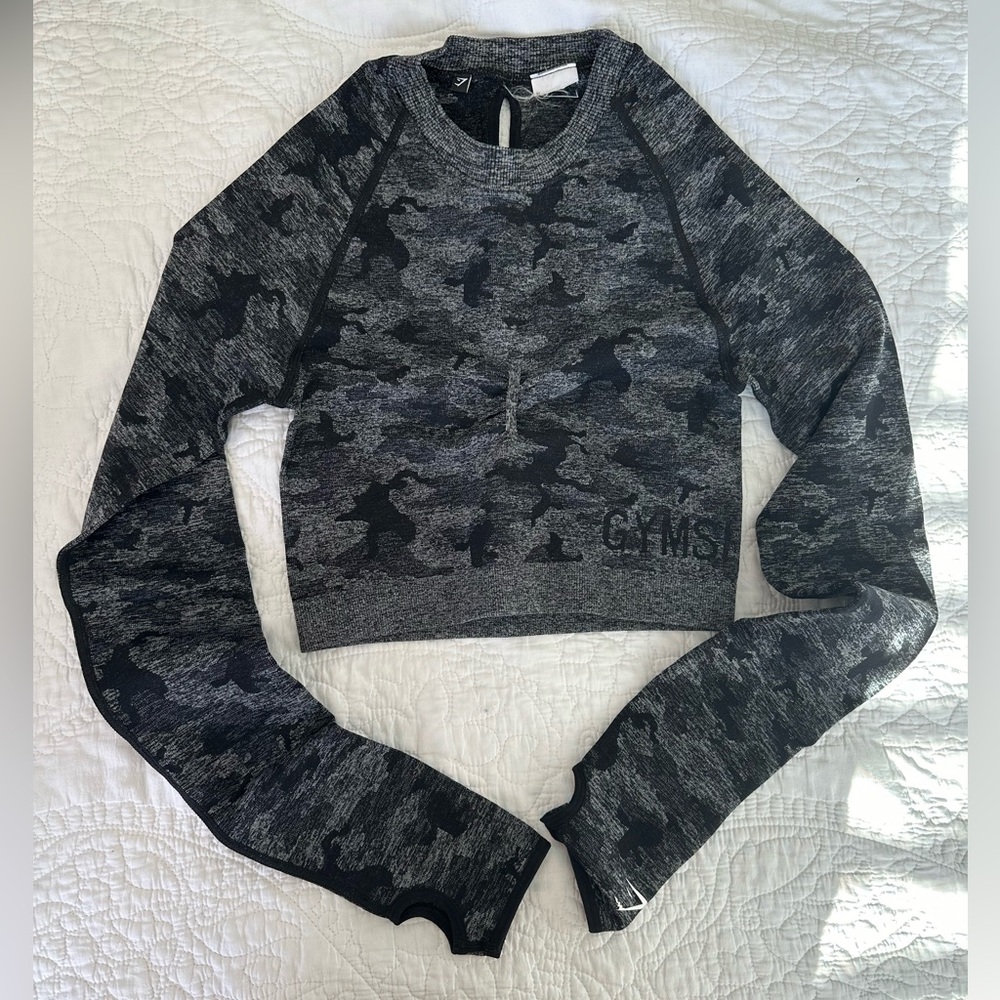 Gymshark Cropped Camo Long sleeve Workout Top